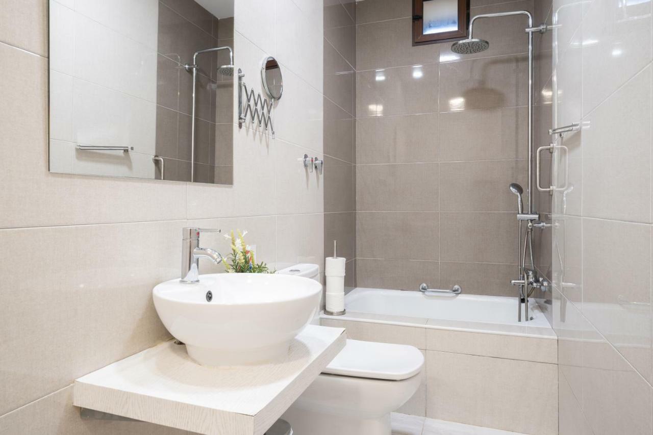 Cdz - Bella Apartamento Centrico カディス エクステリア 写真